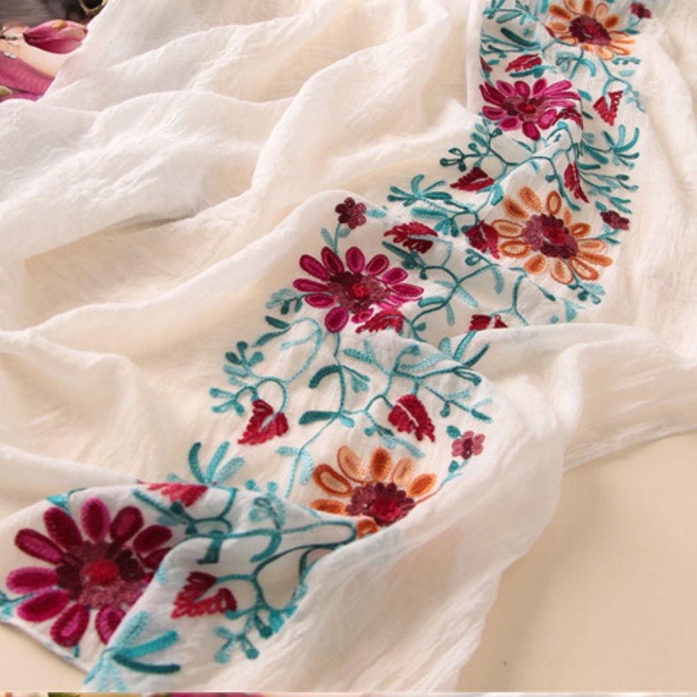 Soft embroidered scarf wrap shawls - Picture 1 of 16